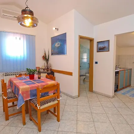 Apartament Fuer 4 Personen Ca 90 Qm In Medulin, Istrien Suedkueste Von Istrien