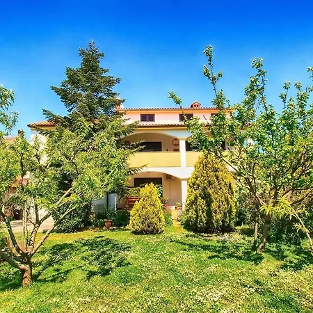 Für 4 Personen Ca 90 Qm In Medulin, Istrien Südküste Von Istrien - B60858 *